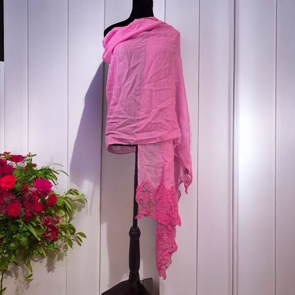 Valentino Garavani Scarf - Picture 1 of 5